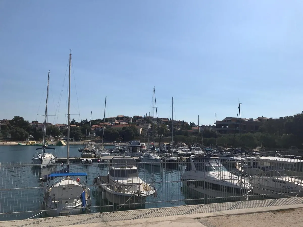 Apartman Auer Apartment Pula 0*,  Croatia